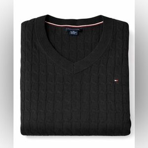 Black Short Sleeve Cable Knit Sweater